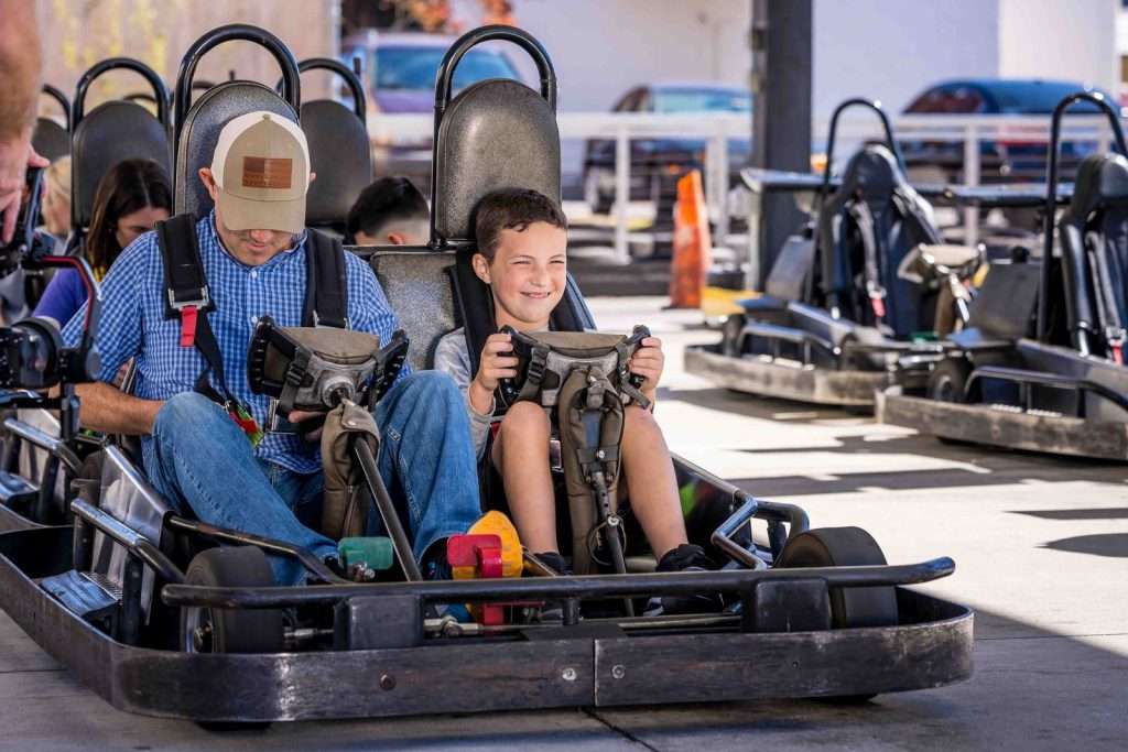 You'll have your choice of three thrilling tracks at Xtreme Racing Pigeon Forge Tennessee and the ability to drive a single kart or one of their double karts, making it the perfect event for thrill seekers.